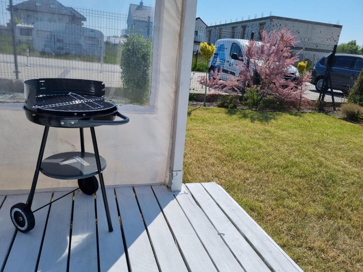 Domek Letniskowy Kolory Lata Z Klimatyzacja - 365Pam Sarbinowo Eksteriør bilde